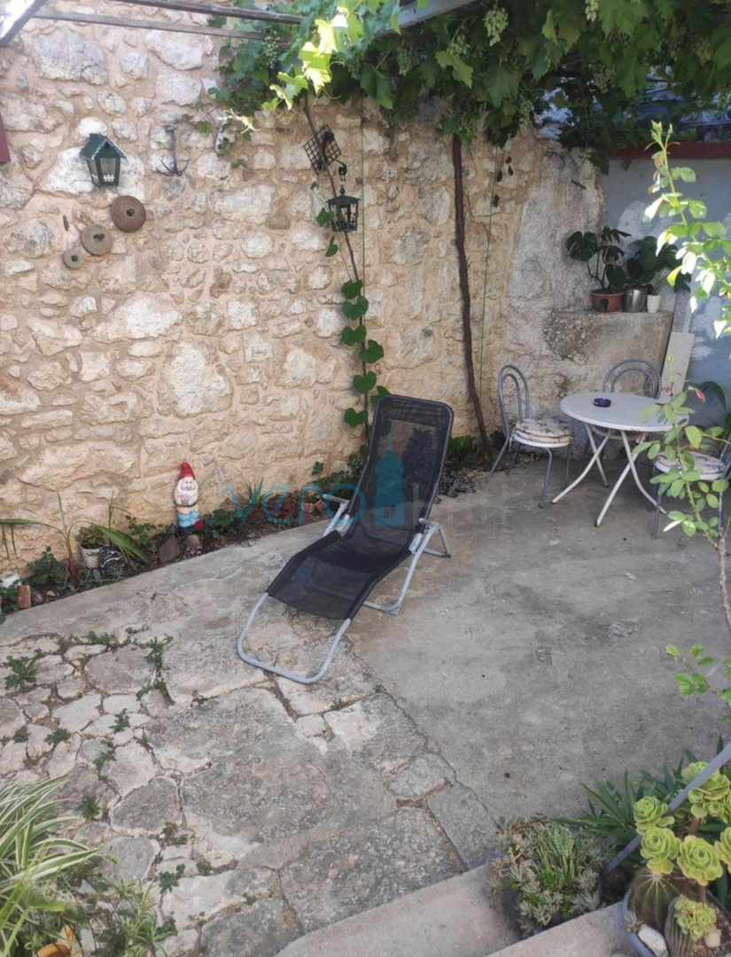 Novi Vinodolski, Bribir, stone house with a beautiful sea view, for sale