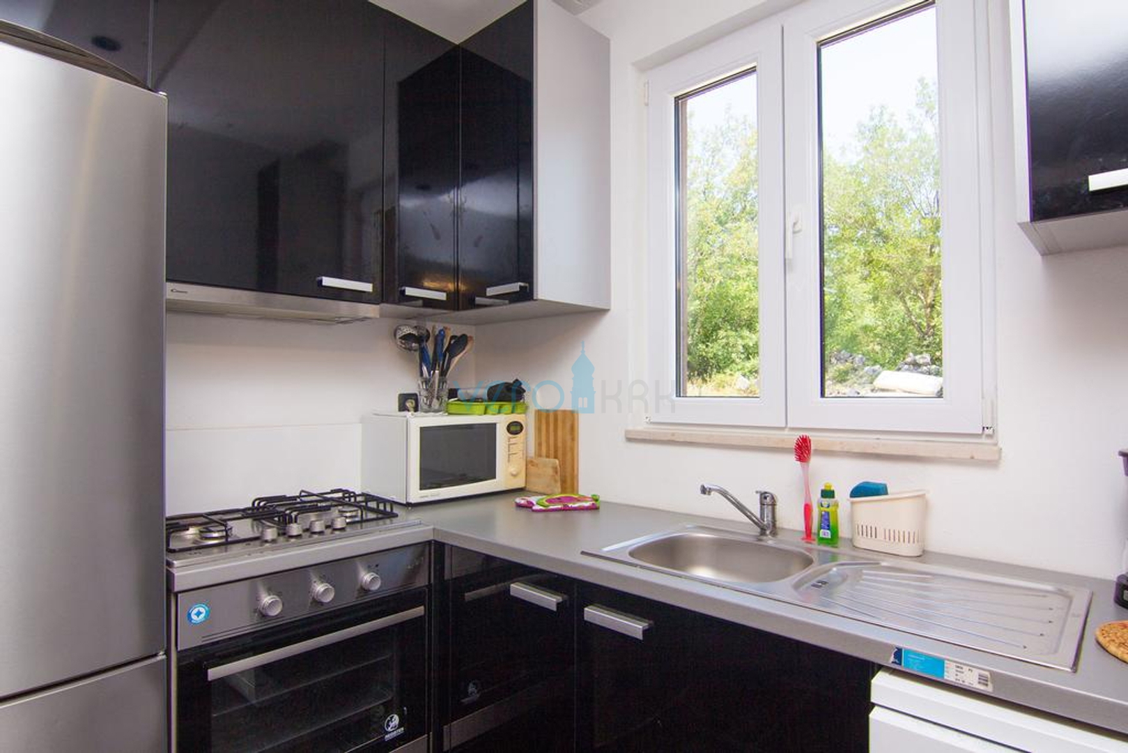 Island of Krk, surroundings, house with two apartments, swimming pool and sea view, for sale