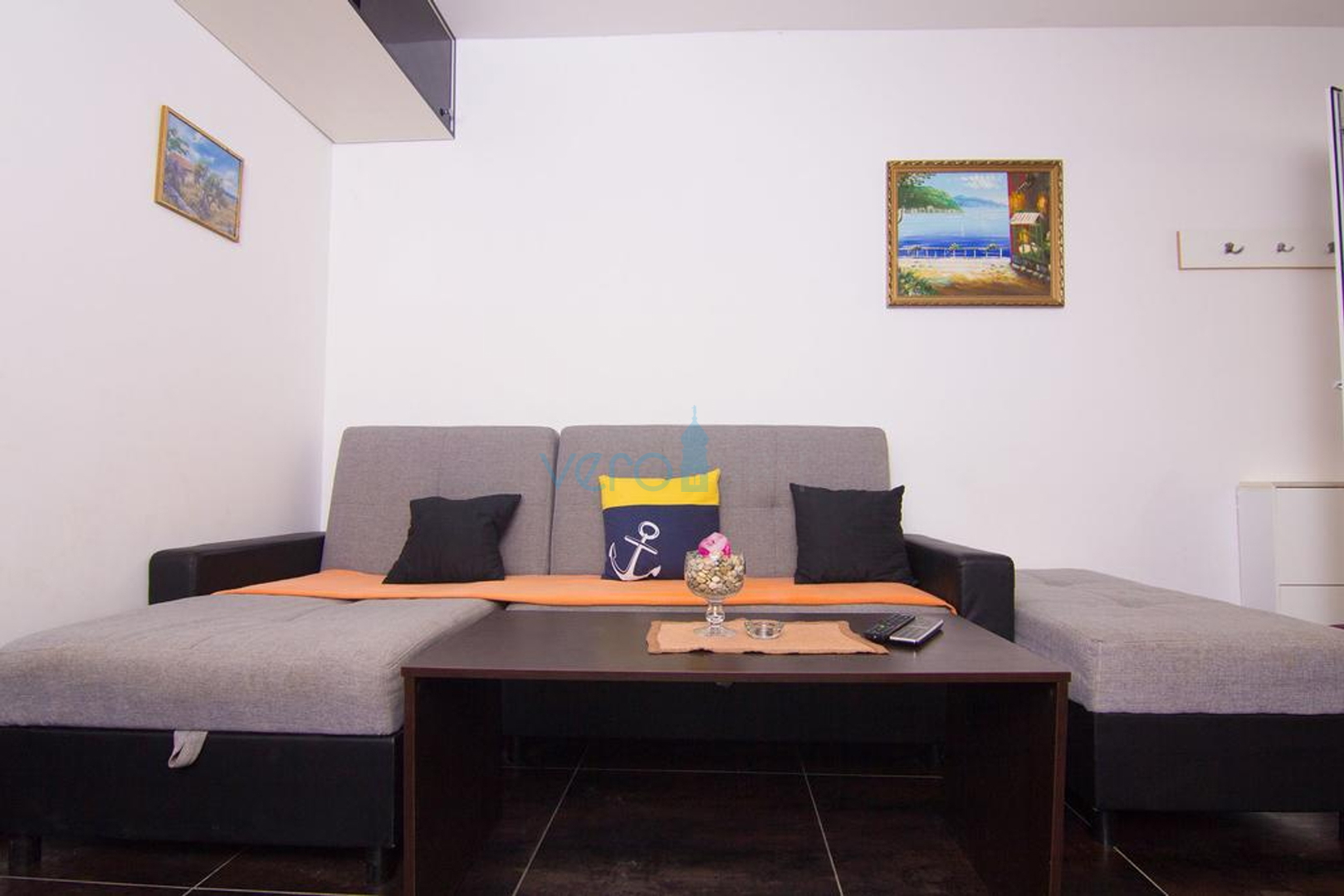 Island of Krk, surroundings, house with two apartments, swimming pool and sea view, for sale