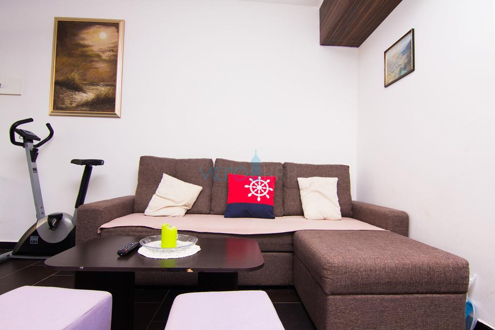 Island of Krk, surroundings, house with two apartments, swimming pool and sea view, for sale