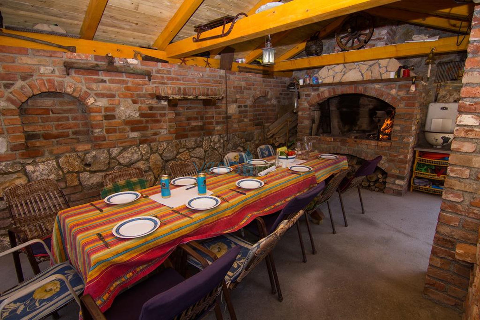 Island of Krk, surroundings, house with two apartments, swimming pool and sea view, for sale