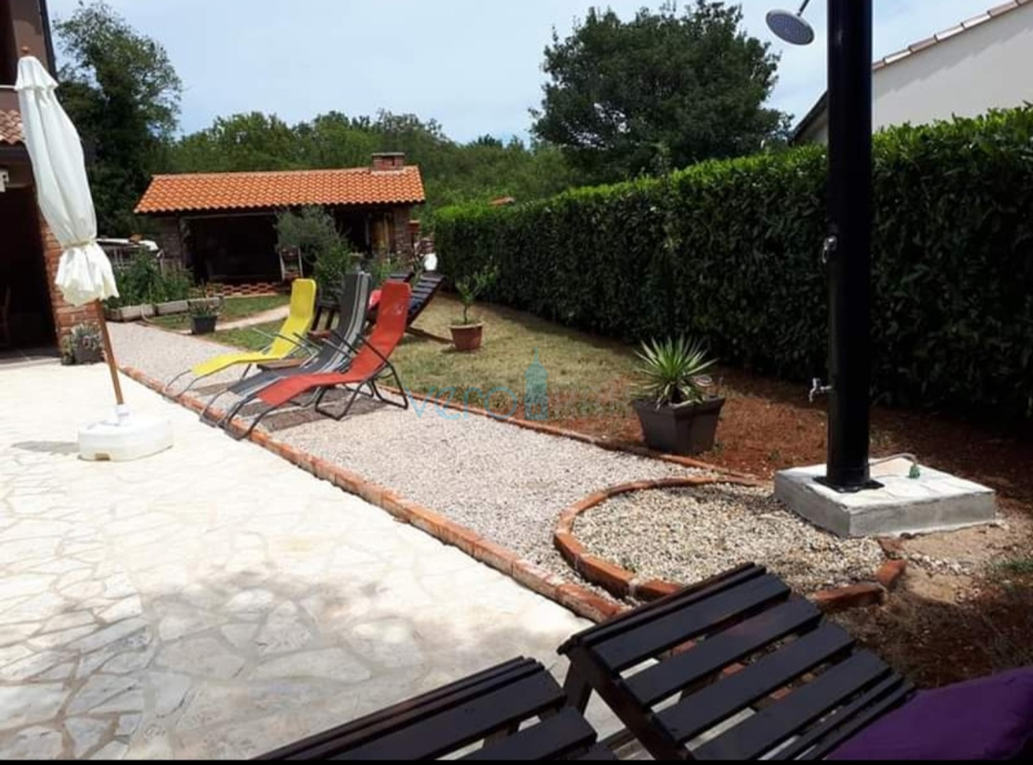 Island of Krk, surroundings, house with two apartments, swimming pool and sea view, for sale