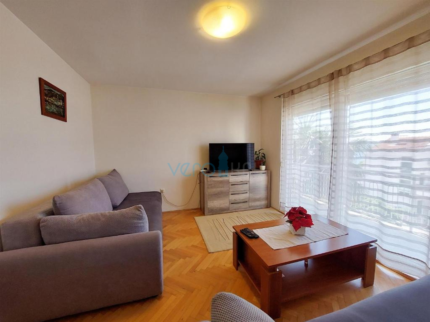Crikvenica, a floor-through apartment with terraces and garage, 300m to the beach and the center, for sale