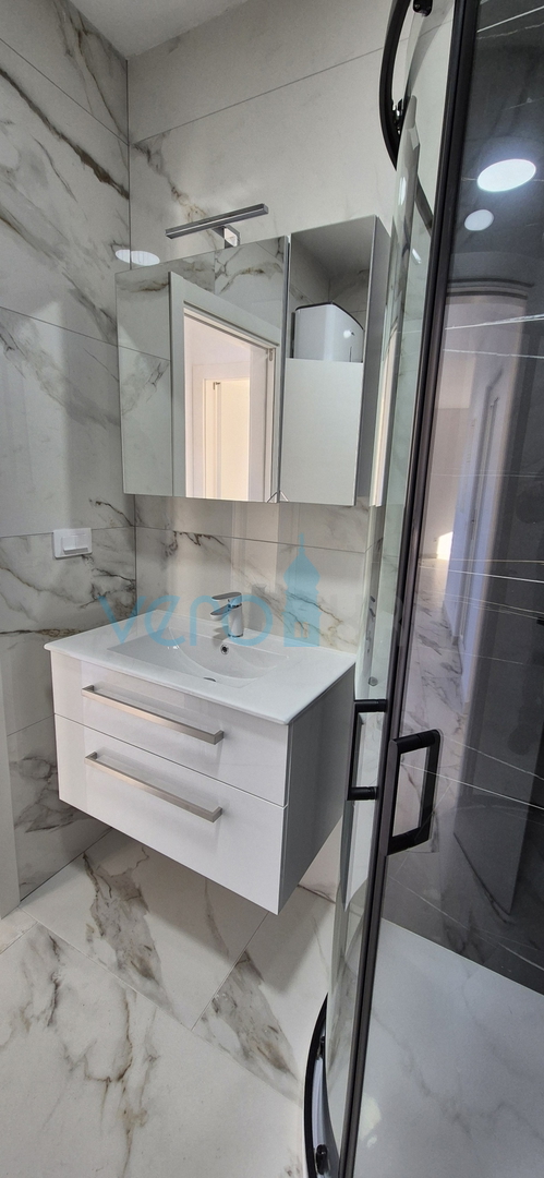 Uvala Soline, Insel Krk, Neubau, Zweizimmerwohnung im 2. Stock, Meerblick, zu verkaufen