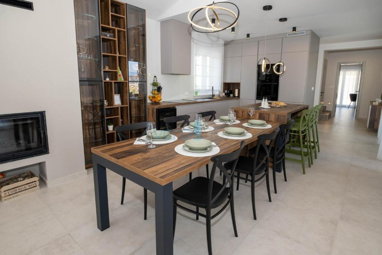 Grad Krk, šira okolica, moderna samostojeća kuća, bazen, okućnica, prodaja