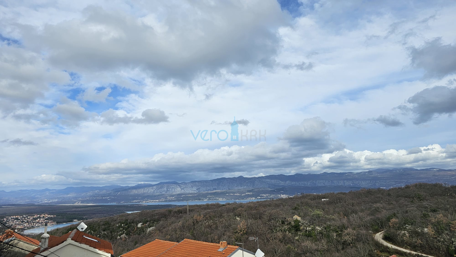 Krk Island, Dobrinj, old town core, authentic house with terrace and view, for sale