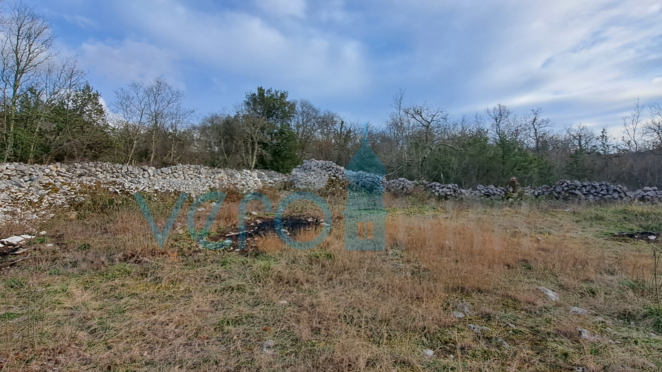 Malinska, otok Krk,građevinsko zemljište 852 m2 sa pogledom na more, prodaja