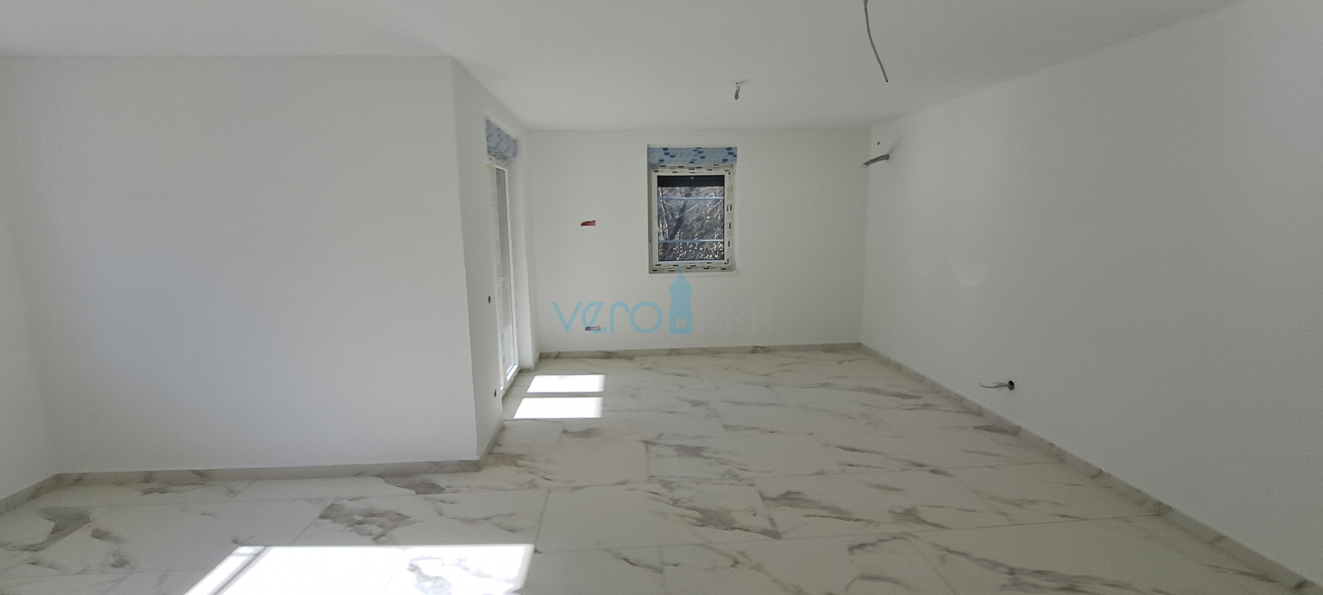 Uvala Soline, otok Krk,okolica,dvosoban stan na katu,terasa,novogradnja,prodaja