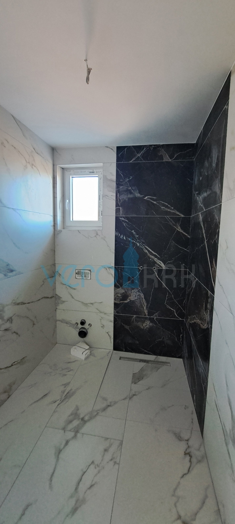 Uvala Soline, otok Krk,okolica,dvosoban stan na katu,terasa,novogradnja,prodaja