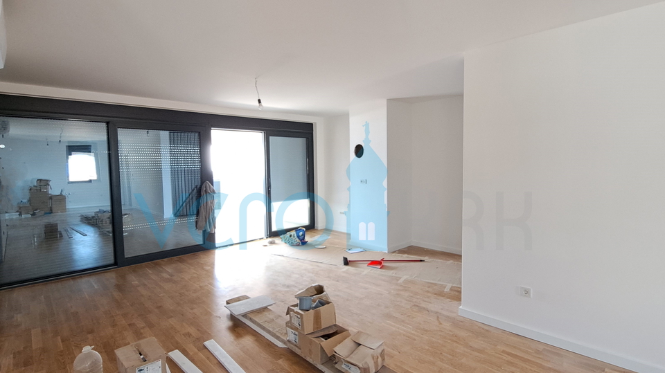 Stadt Krk, moderne Maisonette-Wohnung, Dachpool, Terrasse, Aussicht, Neubau, Verkauf