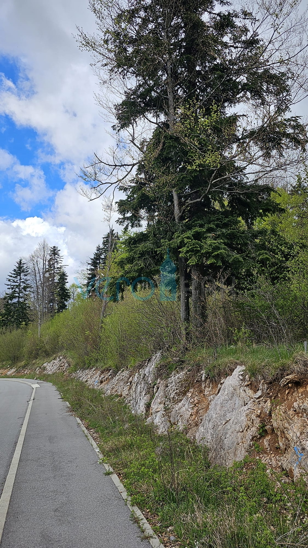 Gorski kotar, Fužine, Zemljište 1240 m2 za gradnju kuće za odmor, prodaja