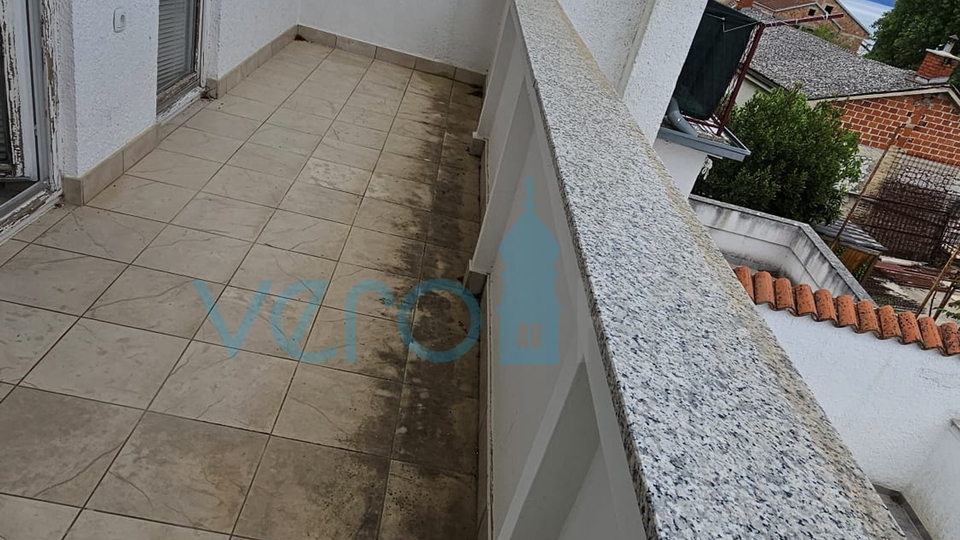 Crikvenica, Dramalj, Zweizimmerwohnung mit Terrasse, erster Stock, Aussicht, Verkauf