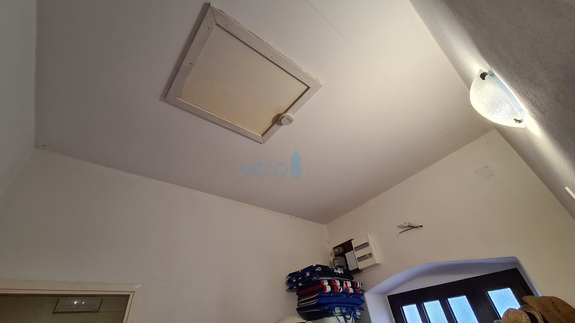 Rijeka, Grobnik dvojna obiteljska kuća, 162m2, 200 m2 vrt, trajni pogled, prodaja