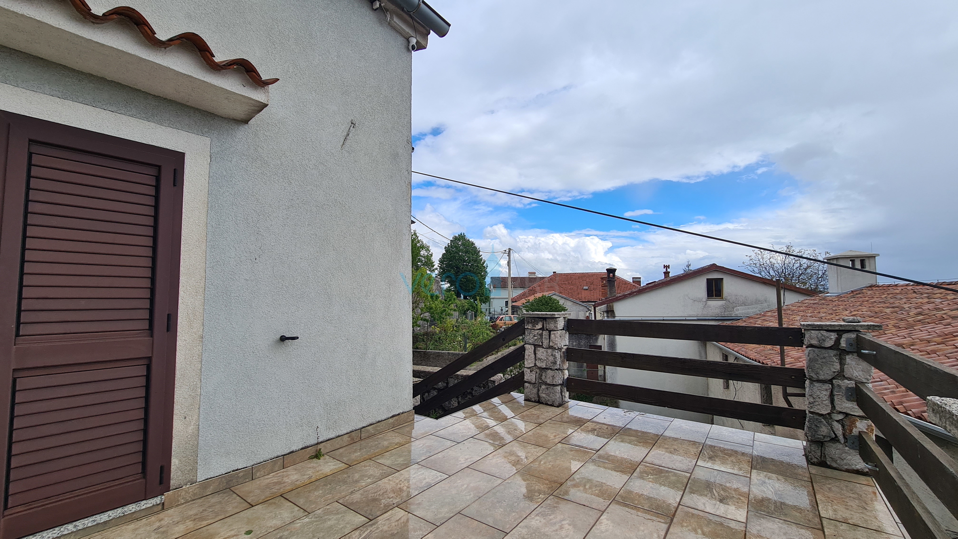 Rijeka, Grobnik dvojna obiteljska kuća, 162m2, 200 m2 vrt, trajni pogled, prodaja