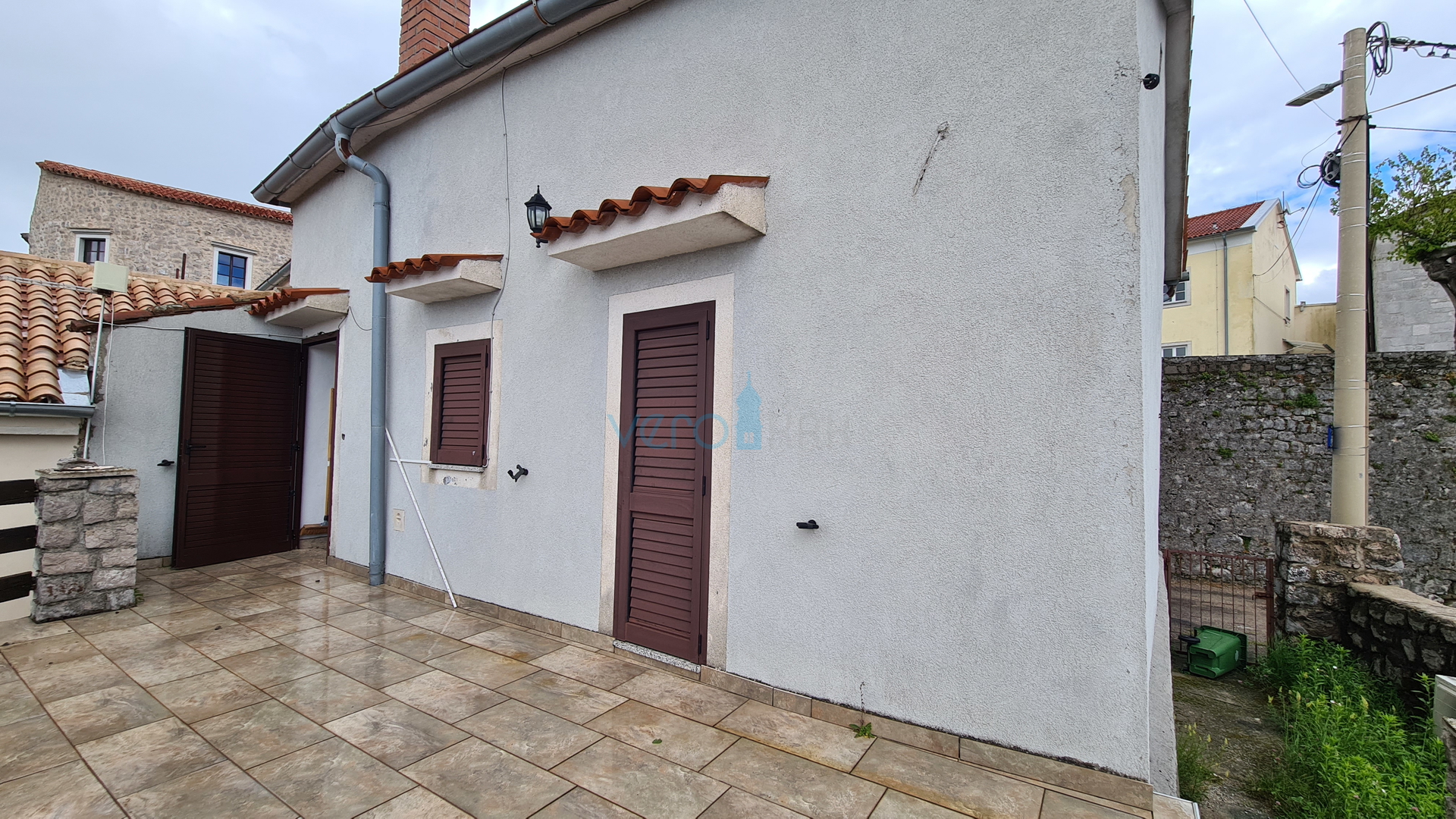 Rijeka, Grobnik dvojna obiteljska kuća, 162m2, 200 m2 vrt, trajni pogled, prodaja