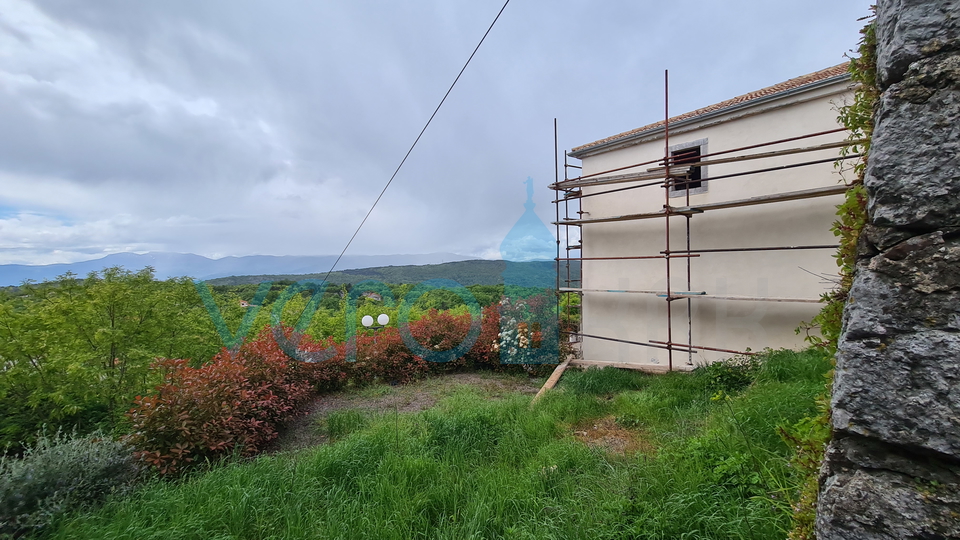 Rijeka, Grobnik, Doppelhaushälfte, 162 m2, 200 m2 Garten, ständige Aussicht, zu verkaufen