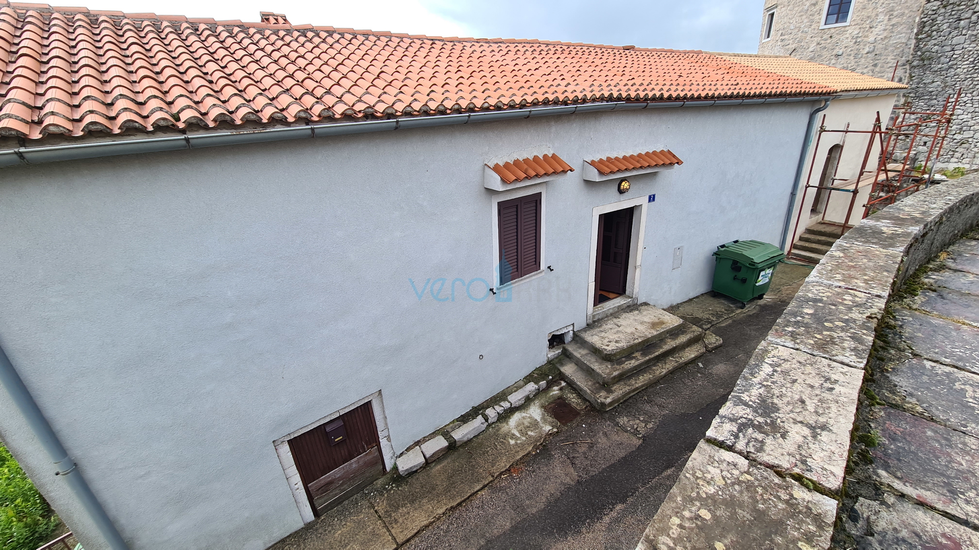 Rijeka, Grobnik dvojna obiteljska kuća, 162m2, 200 m2 vrt, trajni pogled, prodaja