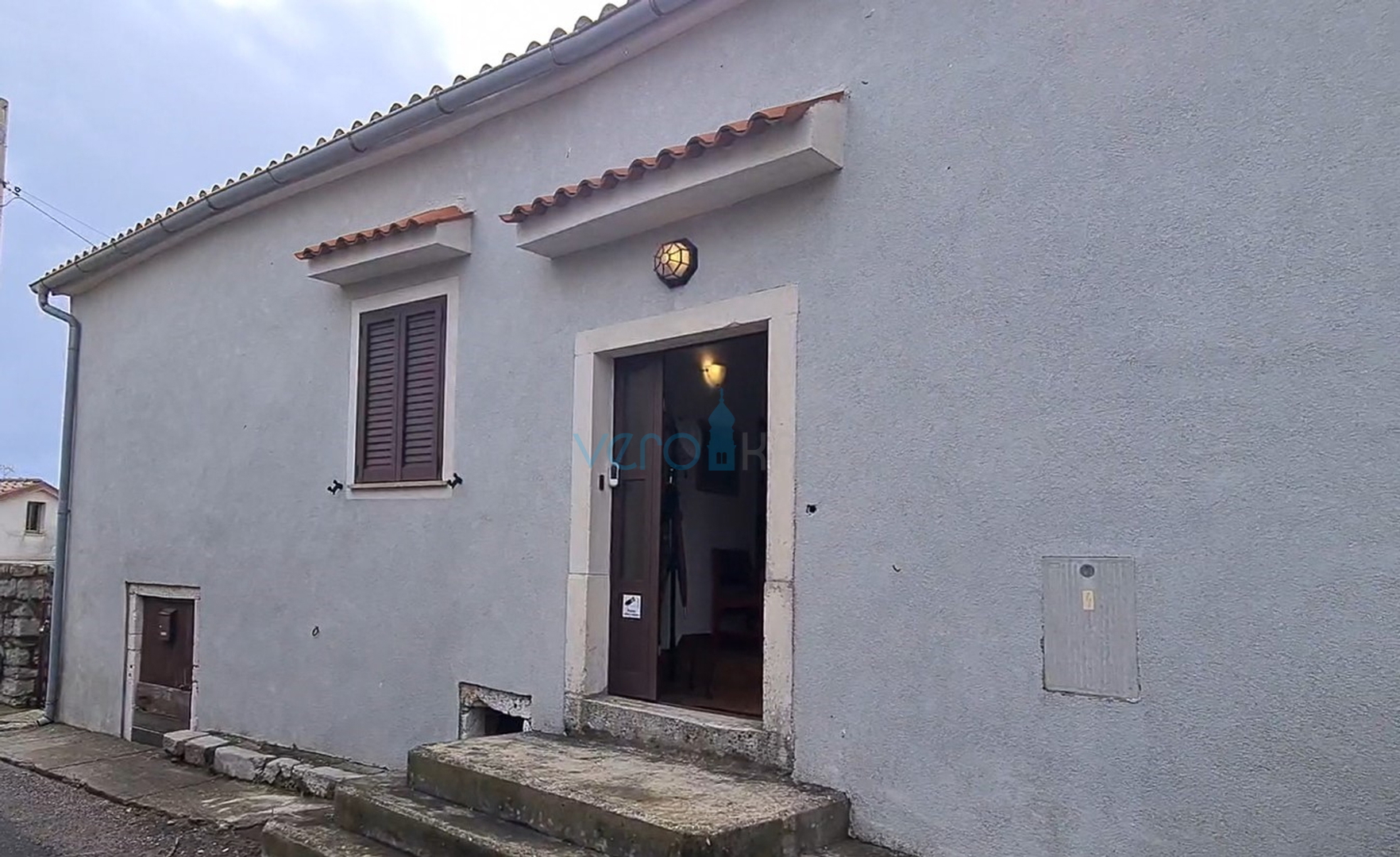 Rijeka, Grobnik dvojna obiteljska kuća, 162m2, 200 m2 vrt, trajni pogled, prodaja