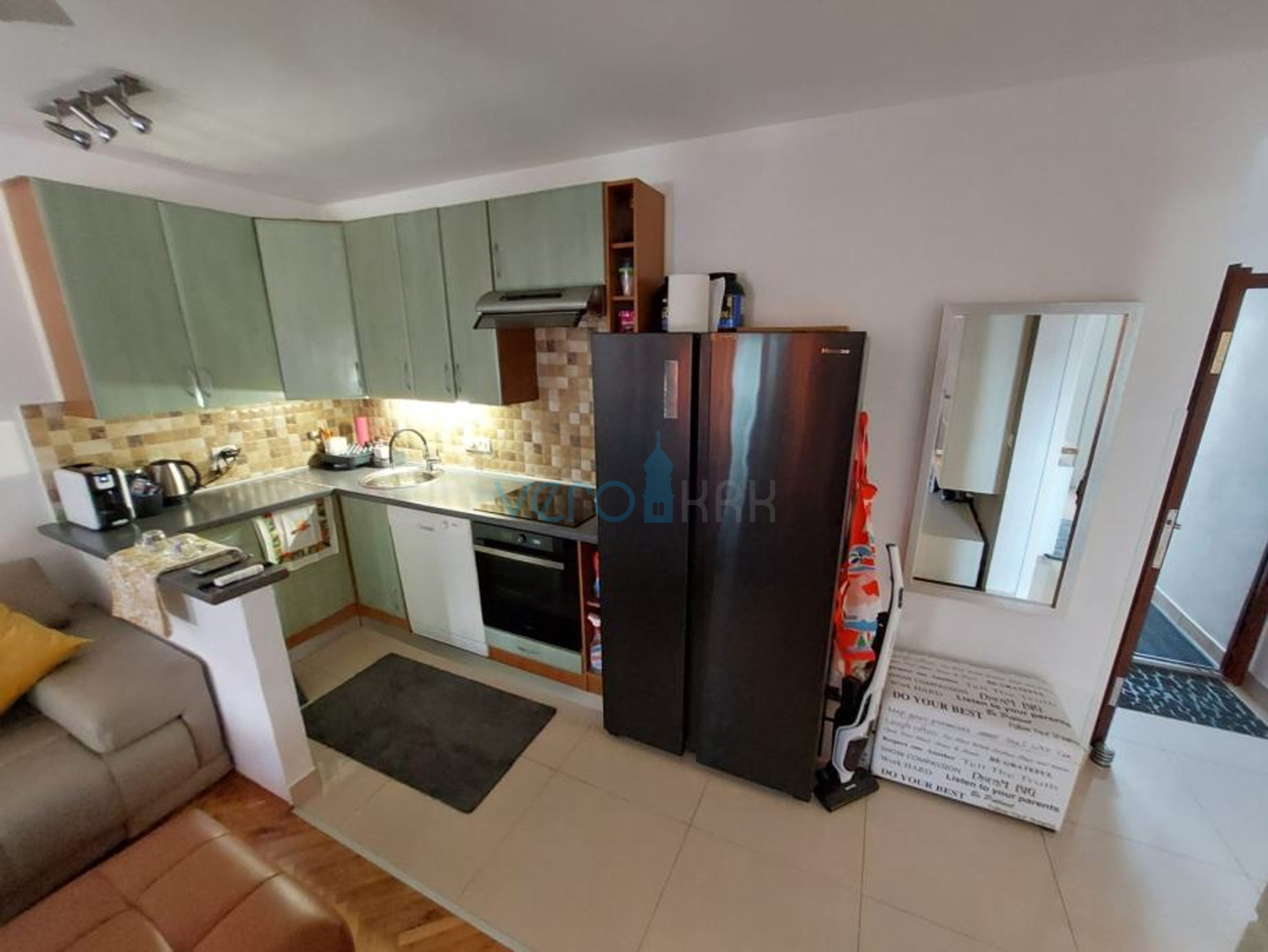 Omišalj, Njivice, Apartment 47 m2 in a great location near the sea, for sale