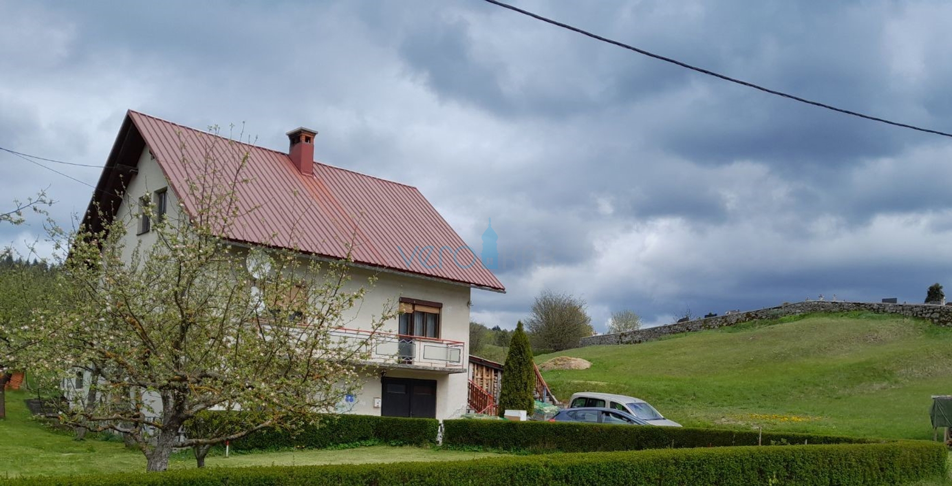 Čabar,Prezid,samostojeća kuća,velika okućnica,drvarnica,prodaja