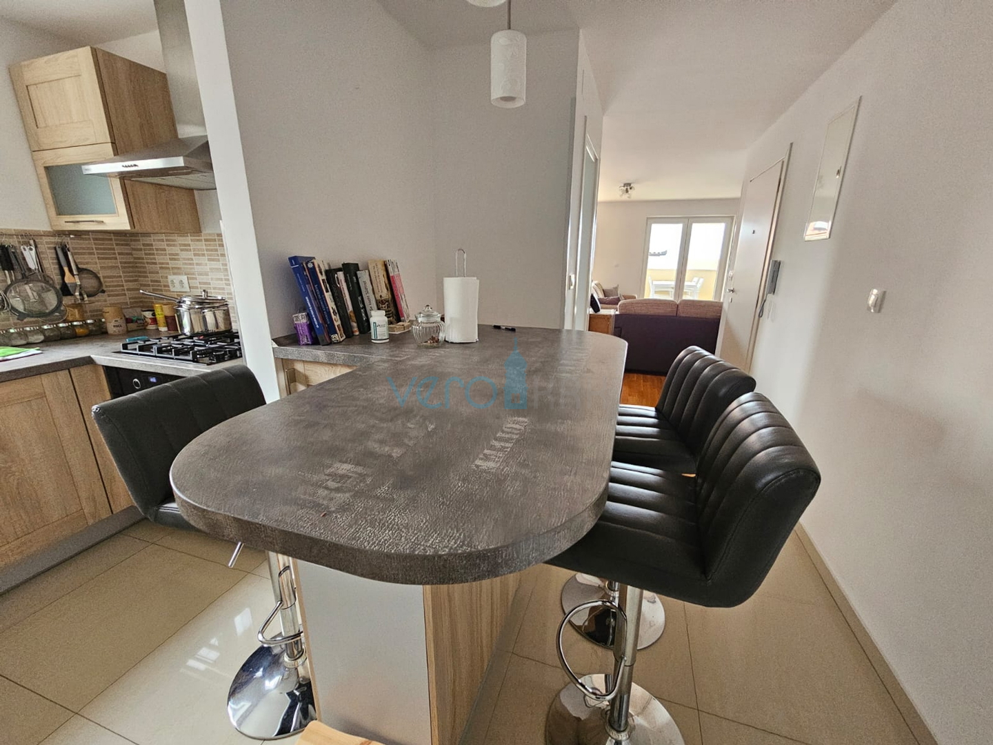 Malinska, near the center, Nice two-story apartment 100 m2 with an open sea view, for sale