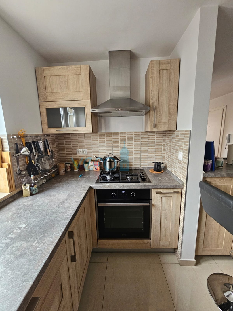Malinska, near the center, Nice two-story apartment 100 m2 with an open sea view, for sale