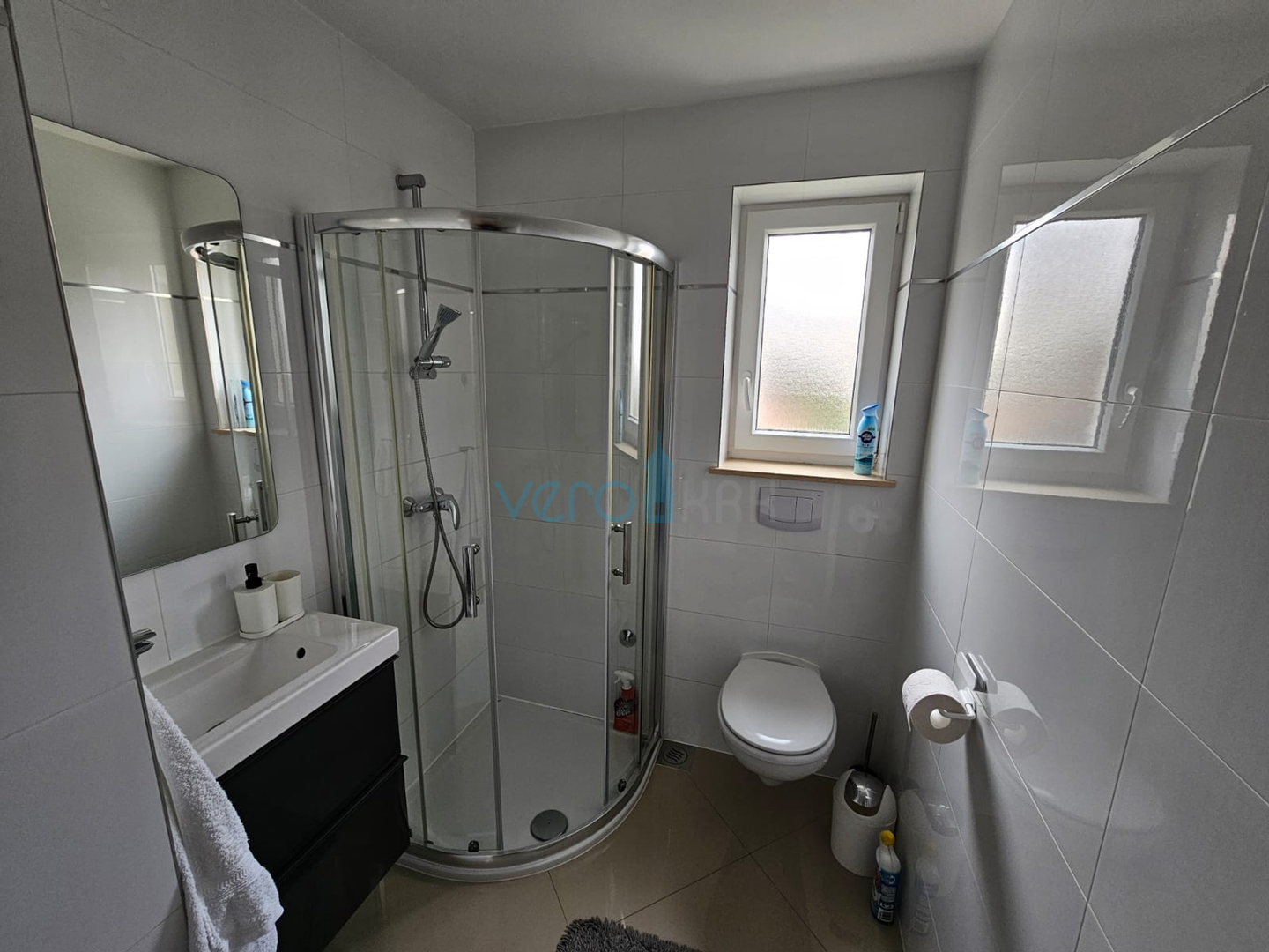 Malinska, near the center, Nice two-story apartment 100 m2 with an open sea view, for sale
