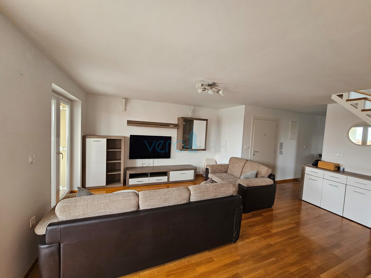 Malinska, near the center, Nice two-story apartment 100 m2 with an open sea view, for sale