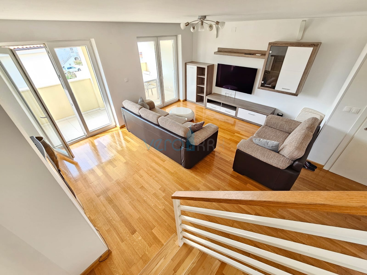 Malinska, near the center, Nice two-story apartment 100 m2 with an open sea view, for sale