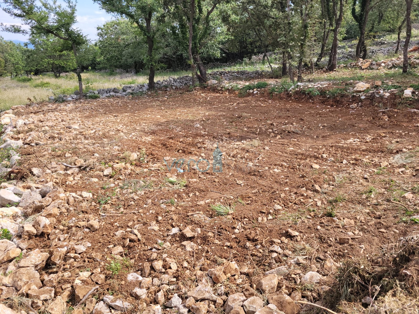 Dobrinj, Šilo, Poljoprivredna zemljišta u blizini mora s pristupnim putom, prodaja