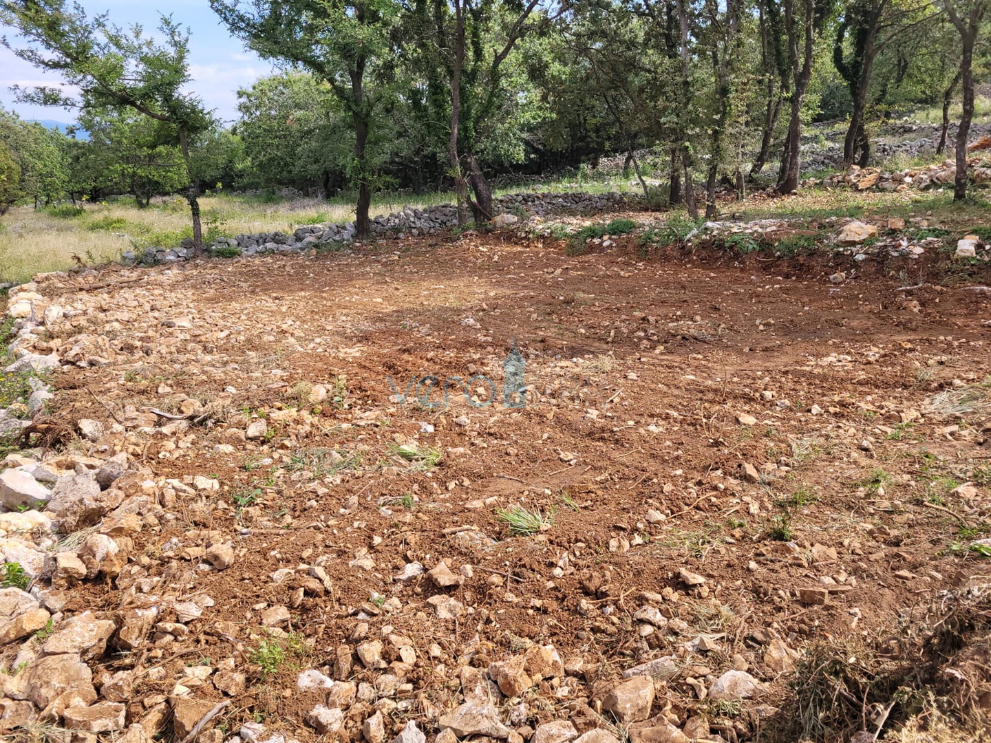 Dobrinj, Šilo, Poljoprivredna zemljišta u blizini mora s pristupnim putom, prodaja