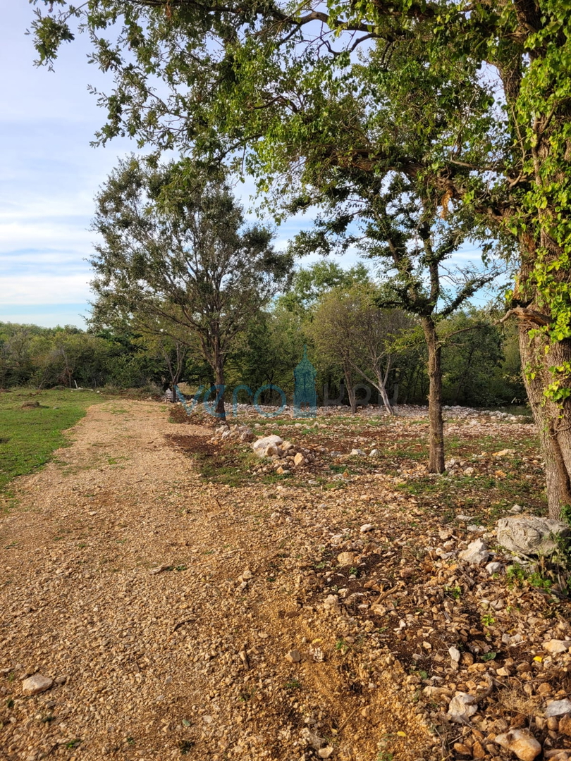 Dobrinj, Šilo, Poljoprivredna zemljišta u blizini mora s pristupnim putom, prodaja