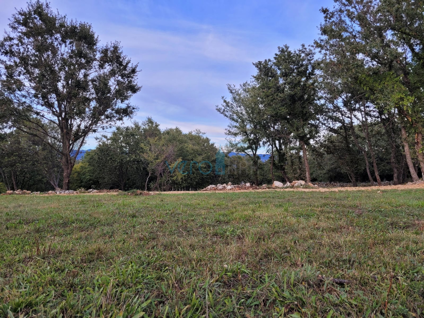 Dobrinj, Šilo, Poljoprivredna zemljišta u blizini mora s pristupnim putom, prodaja