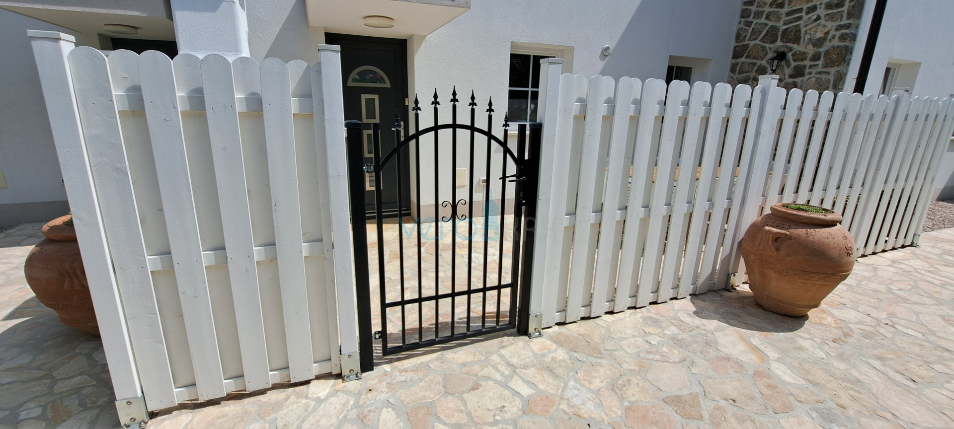 Otok Krk, Grad Krk, okolica, prekrasna ultra moderna villa sa bazenom, terasom i pogledom na more prodaja