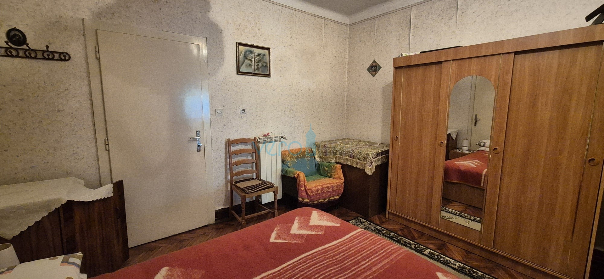 Dobrinj, otok Krk, samostojeća kamena kuća, pogled na more, terasa, konoba, prodaja