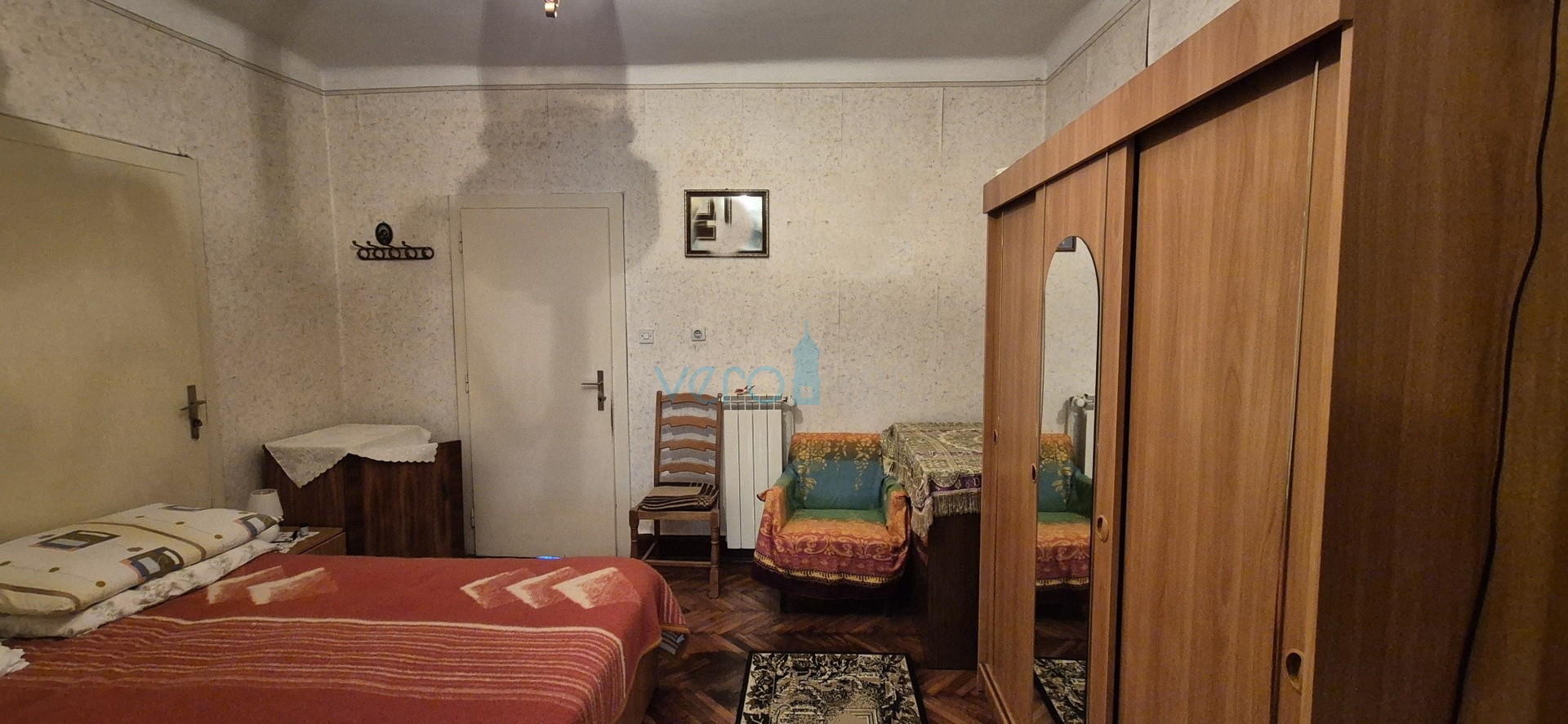 Dobrinj, otok Krk, samostojeća kamena kuća, pogled na more, terasa, konoba, prodaja