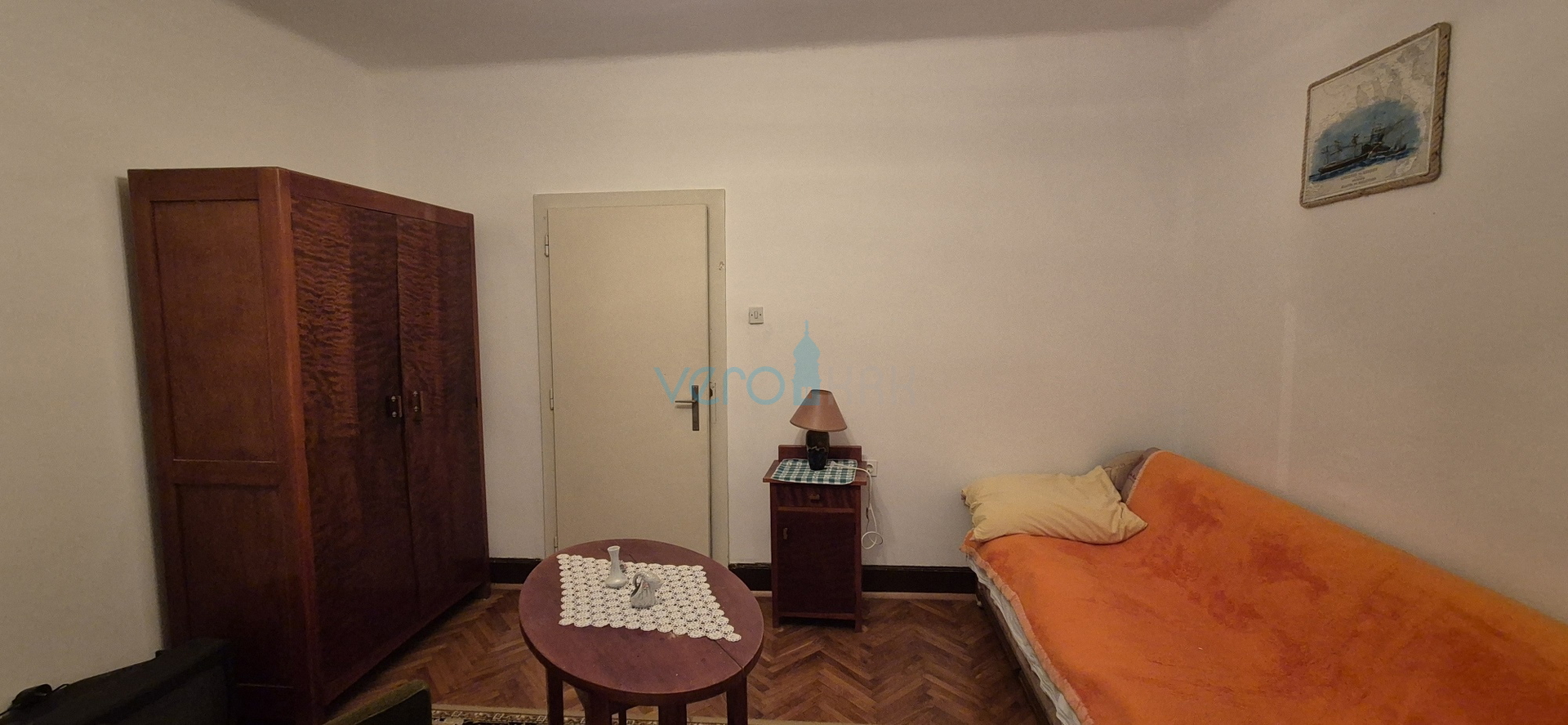 Dobrinj, otok Krk, samostojeća kamena kuća, pogled na more, terasa, konoba, prodaja