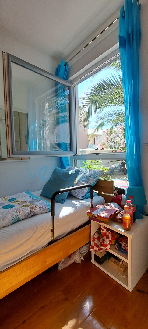 Njivice, otok Krk, moderan stan 66 m2, prizemlje, okućnica, 150m do mora, prodaja