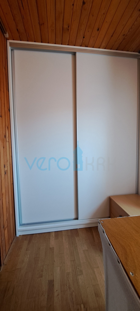 Omišalj, otok Krk, autohtona kamena kuća u nizu, terasa, prodaja