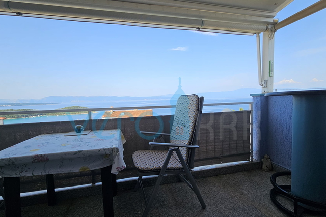 Insel Krk, Njivice, Wohnung 50m2, 2. Stock, Terrasse, Balkon, Meerblick, zu verkaufen