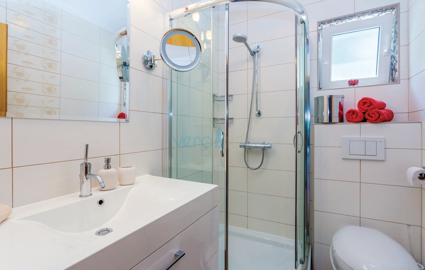 Otok Krk, Dobrinj, atraktivna kuća za pravi odmor na otoku, prodaja