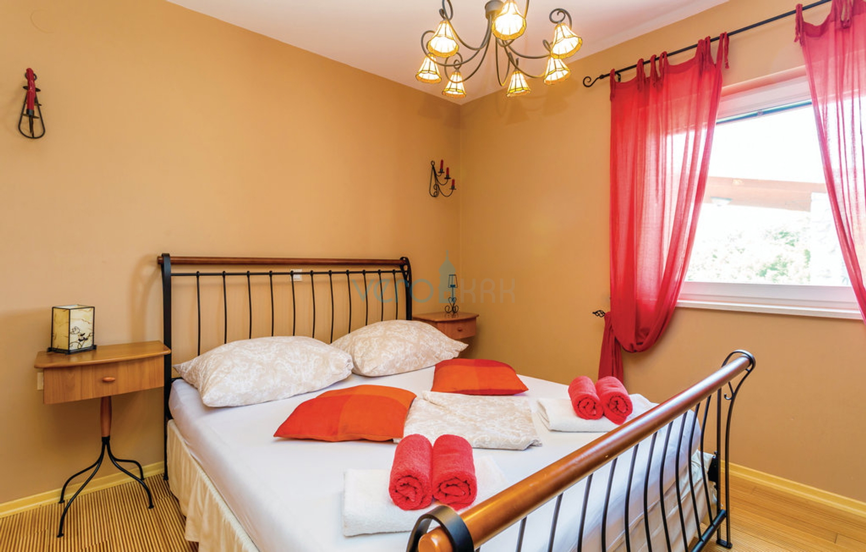 Otok Krk, Dobrinj, atraktivna kuća za pravi odmor na otoku, prodaja