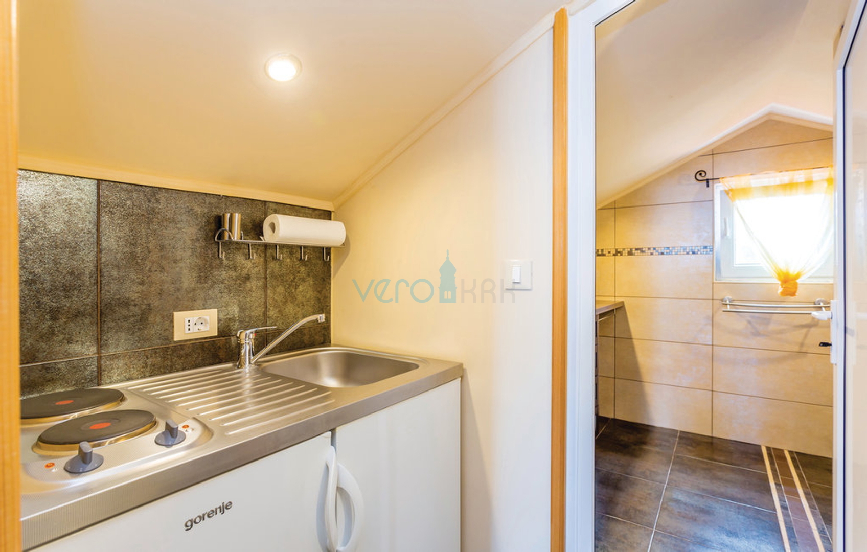 Otok Krk, Dobrinj, atraktivna kuća za pravi odmor na otoku, prodaja