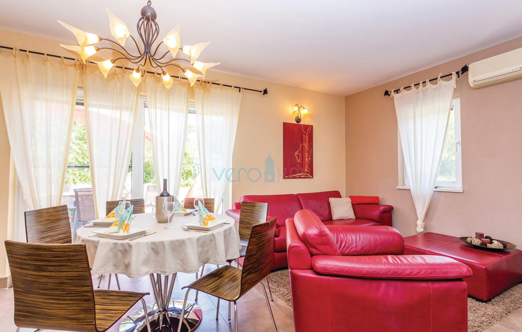 Otok Krk, Dobrinj, atraktivna kuća za pravi odmor na otoku, prodaja