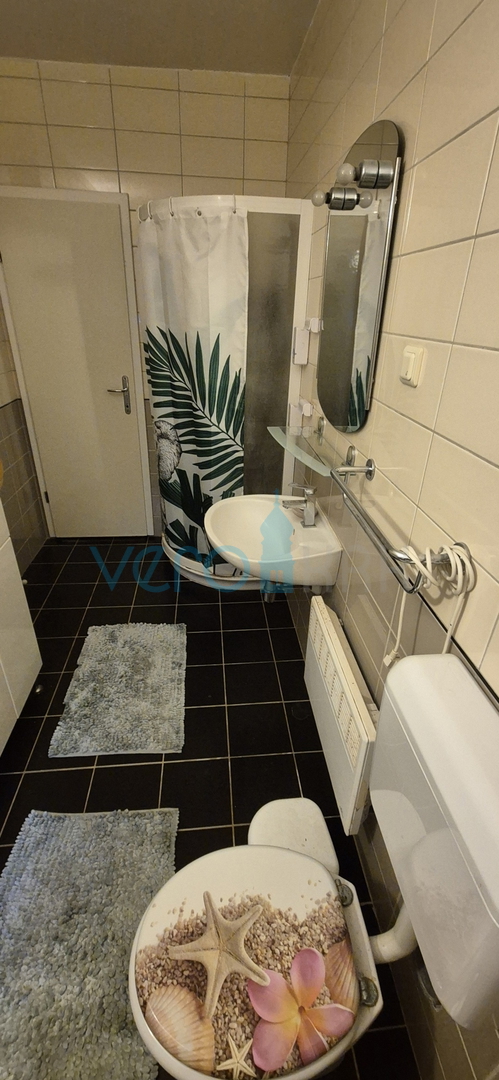 City of Krk, island of Krk, three-room apartment on the ground floor, garden, terrace, for sale