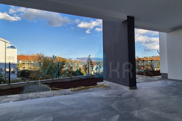 Soline Bay, island of Krk, new building, two-bedroom apartment on the ground floor, terrace, garden, view, for sale