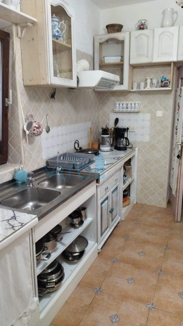 Island Krk, Malinska, Detached apartment house with 7 units, 450m to the sea, for sale