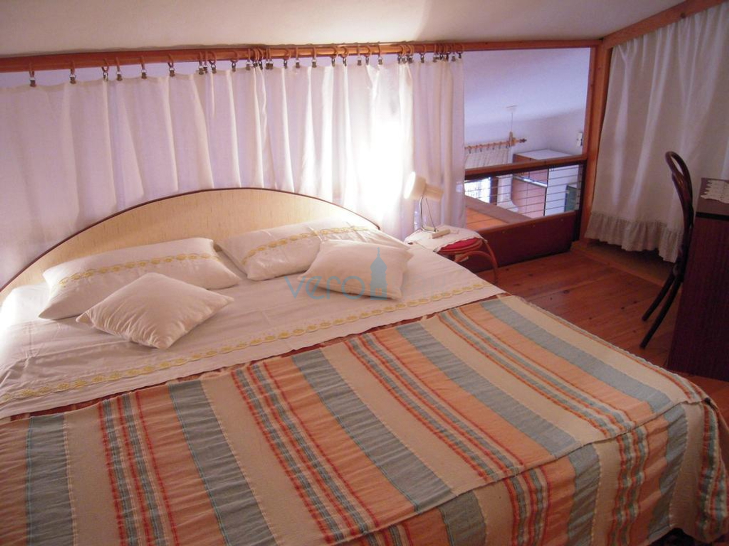 Island Krk, Malinska, Detached apartment house with 7 units, 450m to the sea, for sale