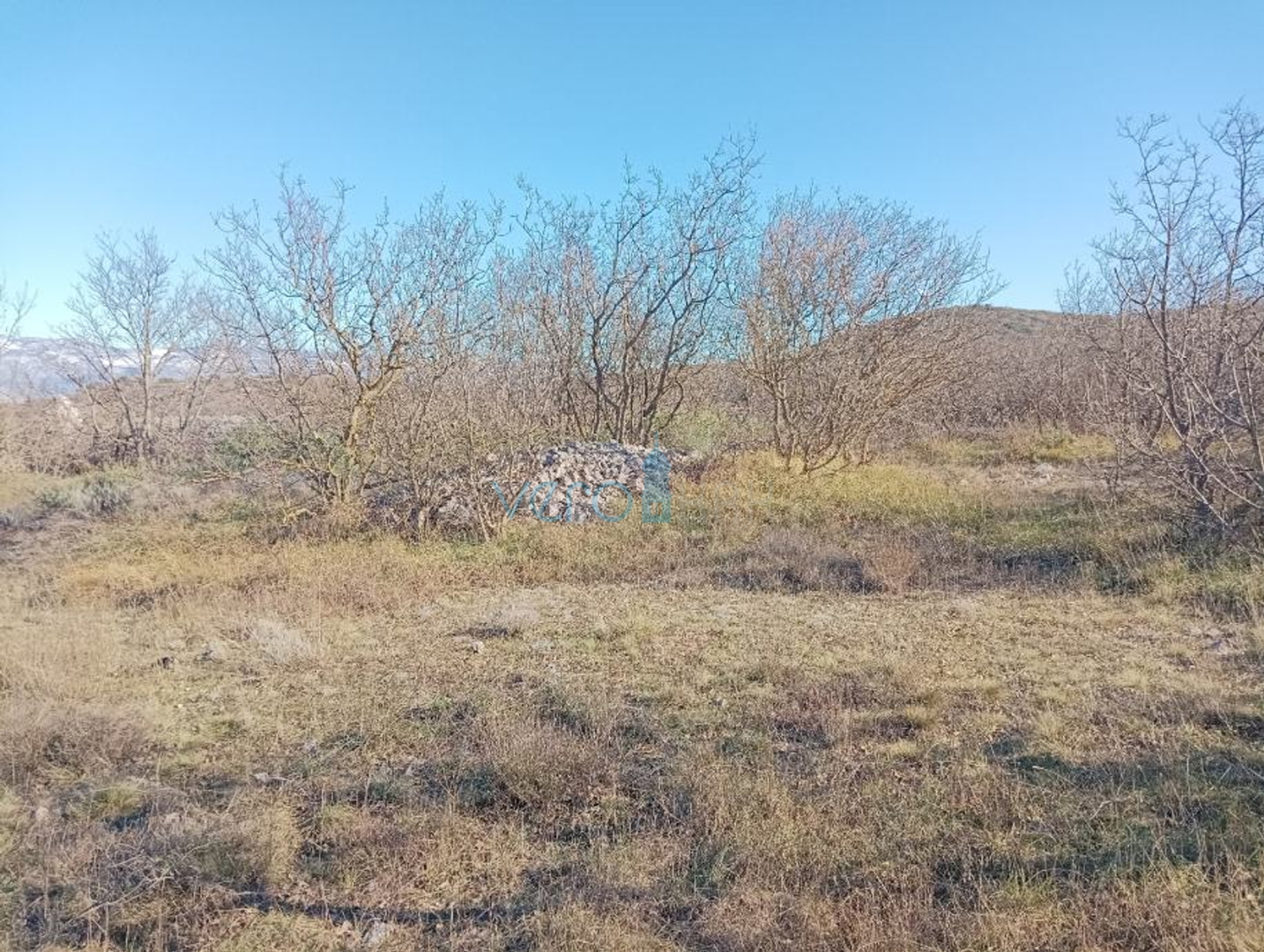 Vrbnik,otok Krk,građevinsko zemljište 3136 m2,pogled na more,prodaja