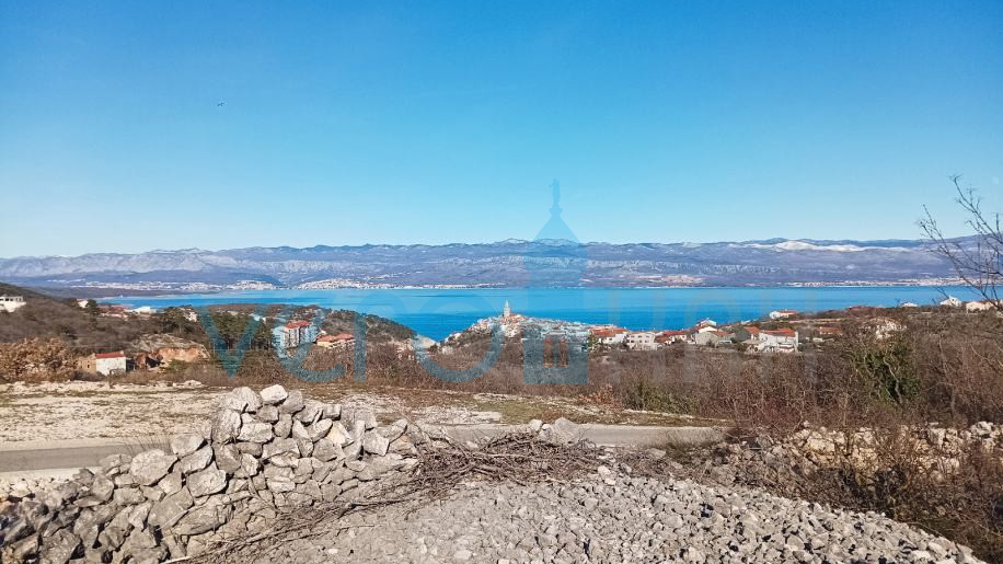 Vrbnik,otok Krk,građevinsko zemljište 3136 m2,pogled na more,prodaja